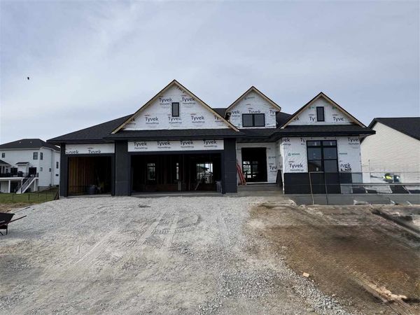 612 Rock Ridge Rd, Tiffin, IA 52340