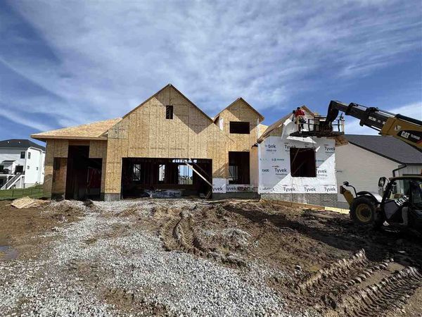 612 Rock Ridge Rd, Tiffin, IA 52340