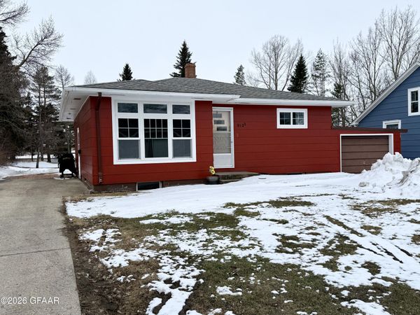 812 1/2 7TH Street , Langdon, ND 58249