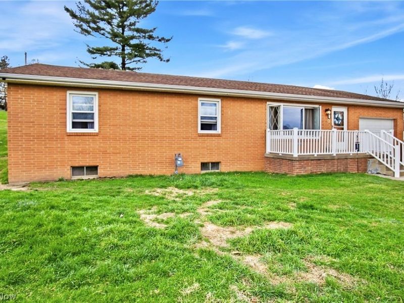 27 Marshdale Road, Zanesville, OH 43701 Photo 2