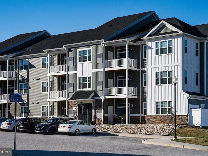 3020 Larkwood Circle, Unit 204, Harrisburg, PA 17110 Main Photo