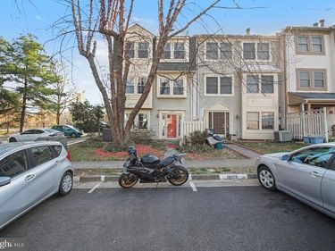 12101 SALEMTOWN DRIVE, WOODBRIDGE, VA 22192