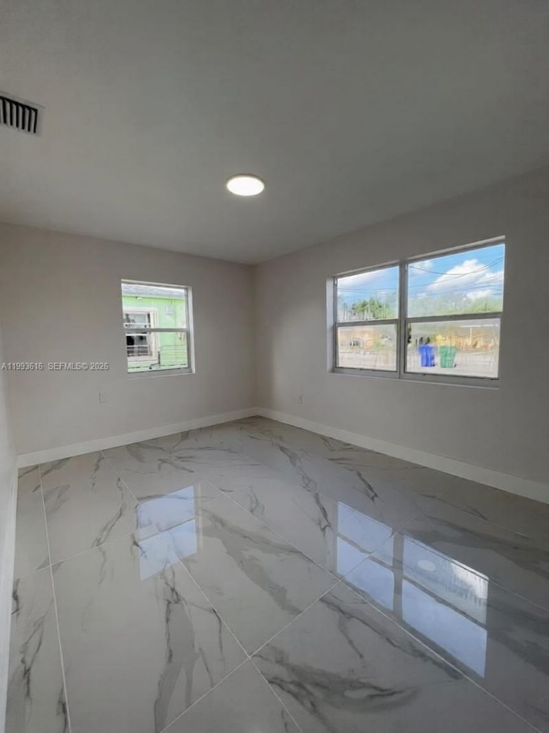 31 SW 67th Ct , Unit 1, Miami, FL 33144 Photo