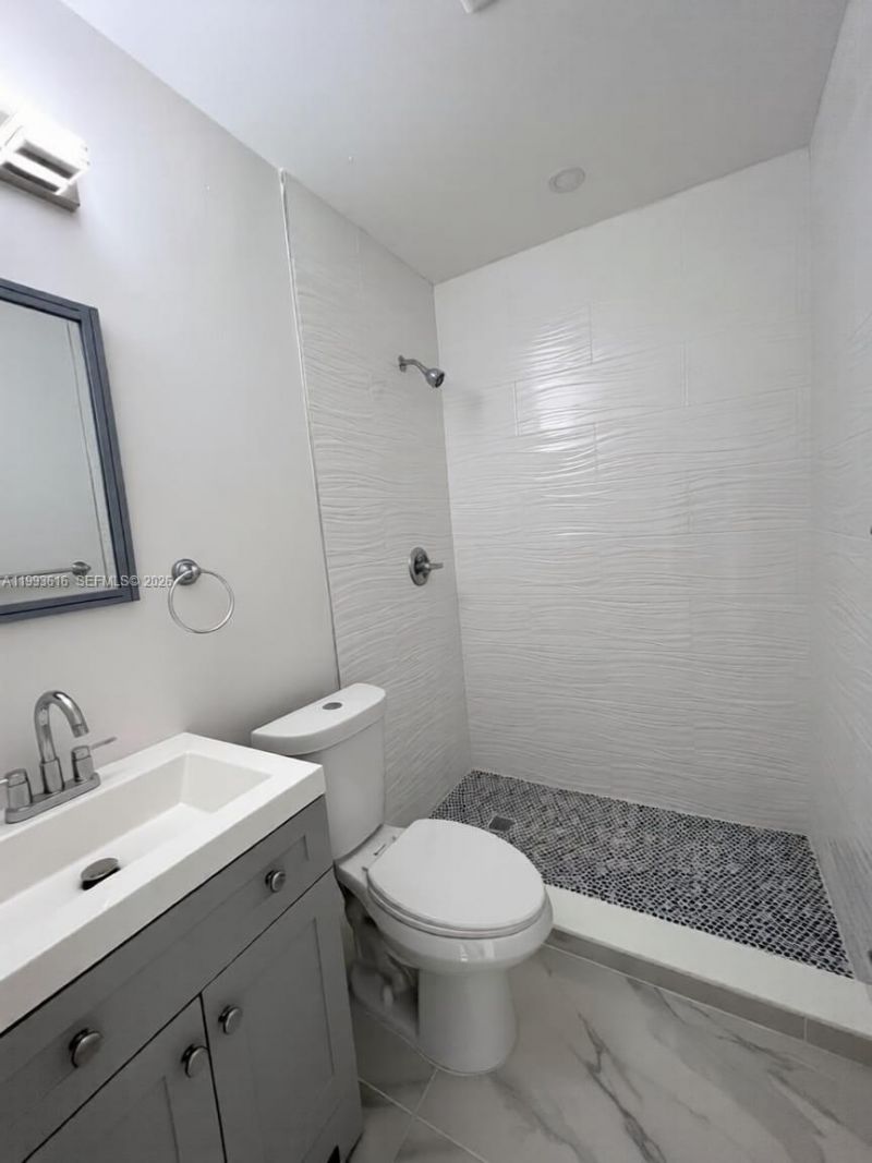 31 SW 67th Ct , Unit 1, Miami, FL 33144 Photo