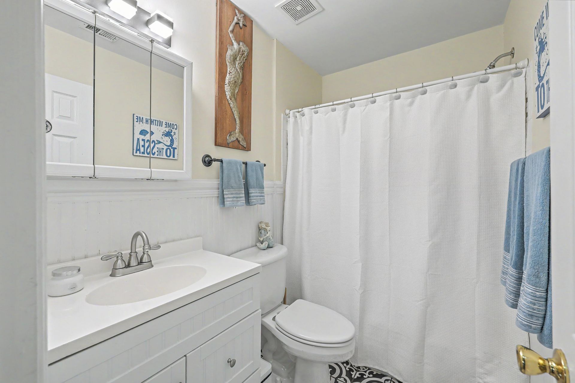 333 Riverland Drive Photo 20