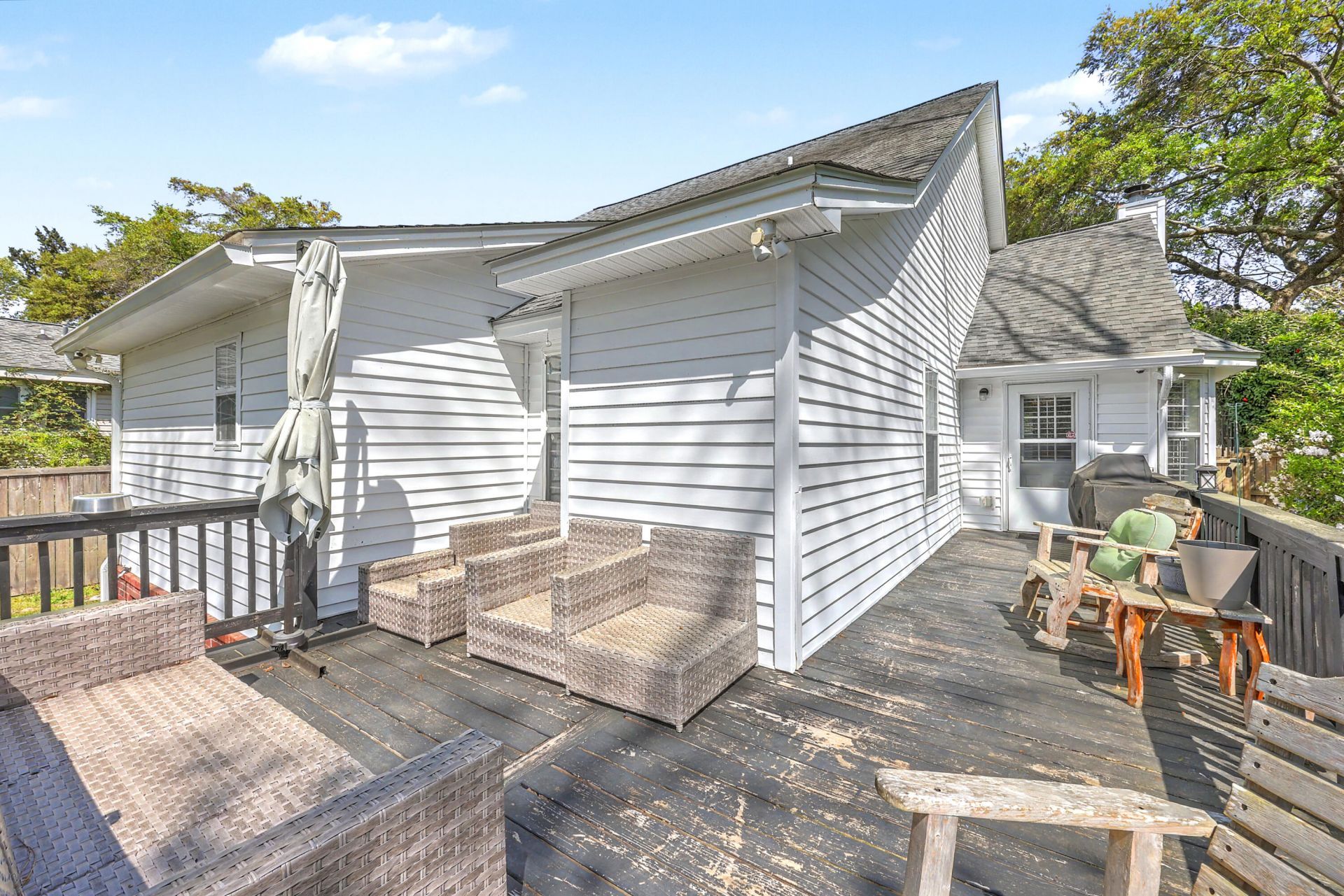 333 Riverland Drive Photo 28
