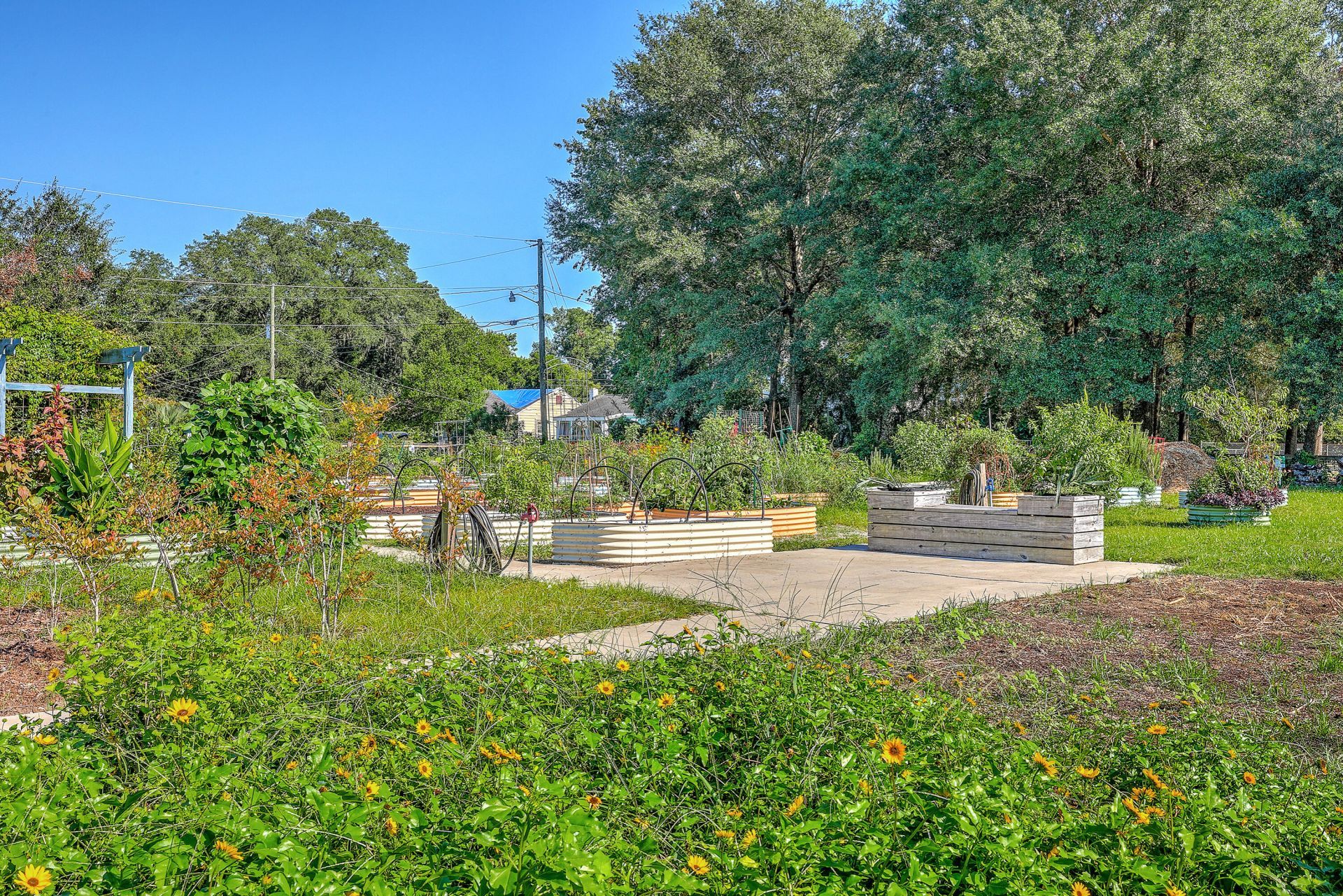 333 Riverland Drive Photo 40