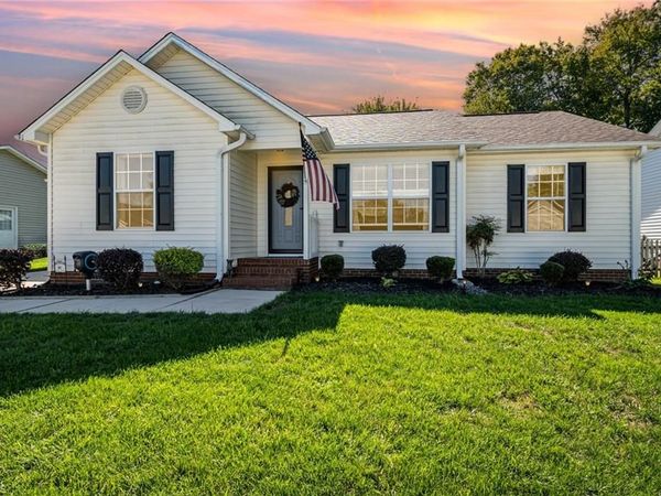 562 Porter Trace Drive , Kernersville, NC 27284