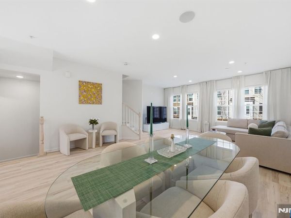 69 Truman Drive, WOOD RIDGE, NJ 07075