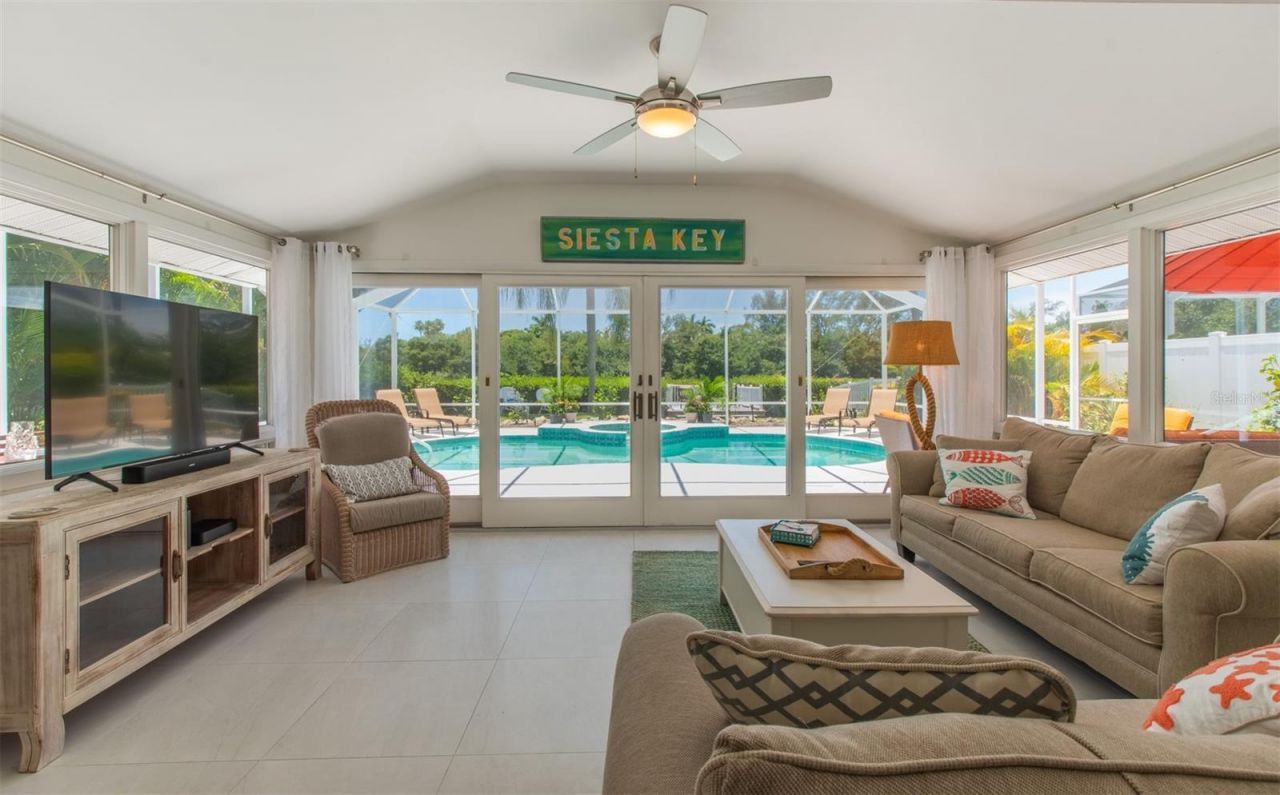 8302 Midnight Pass Road, Sarasota, FL 34242 Photo