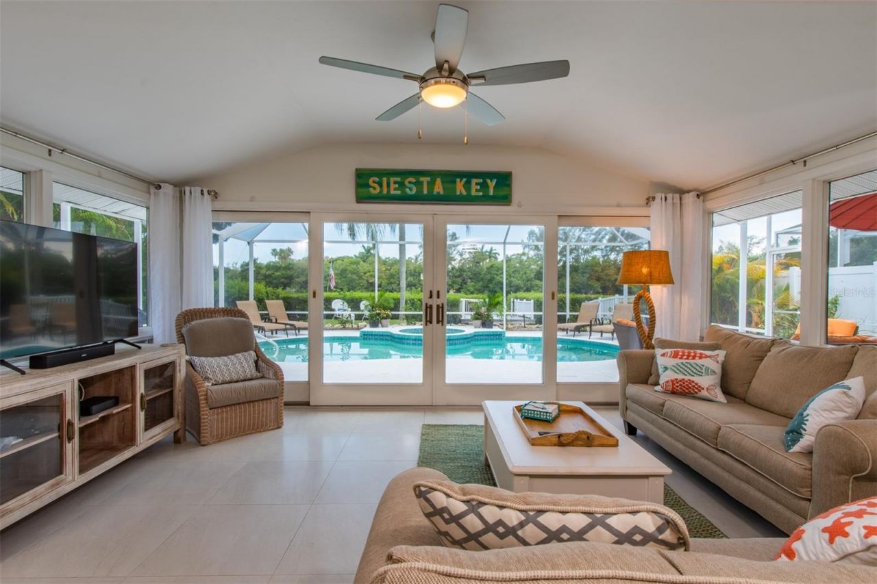 8302 Midnight Pass Road, Sarasota, FL 34242 Photo