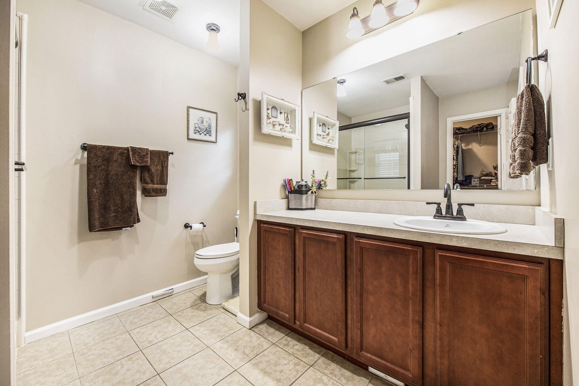 1044 Steelechase Lane Photo 14