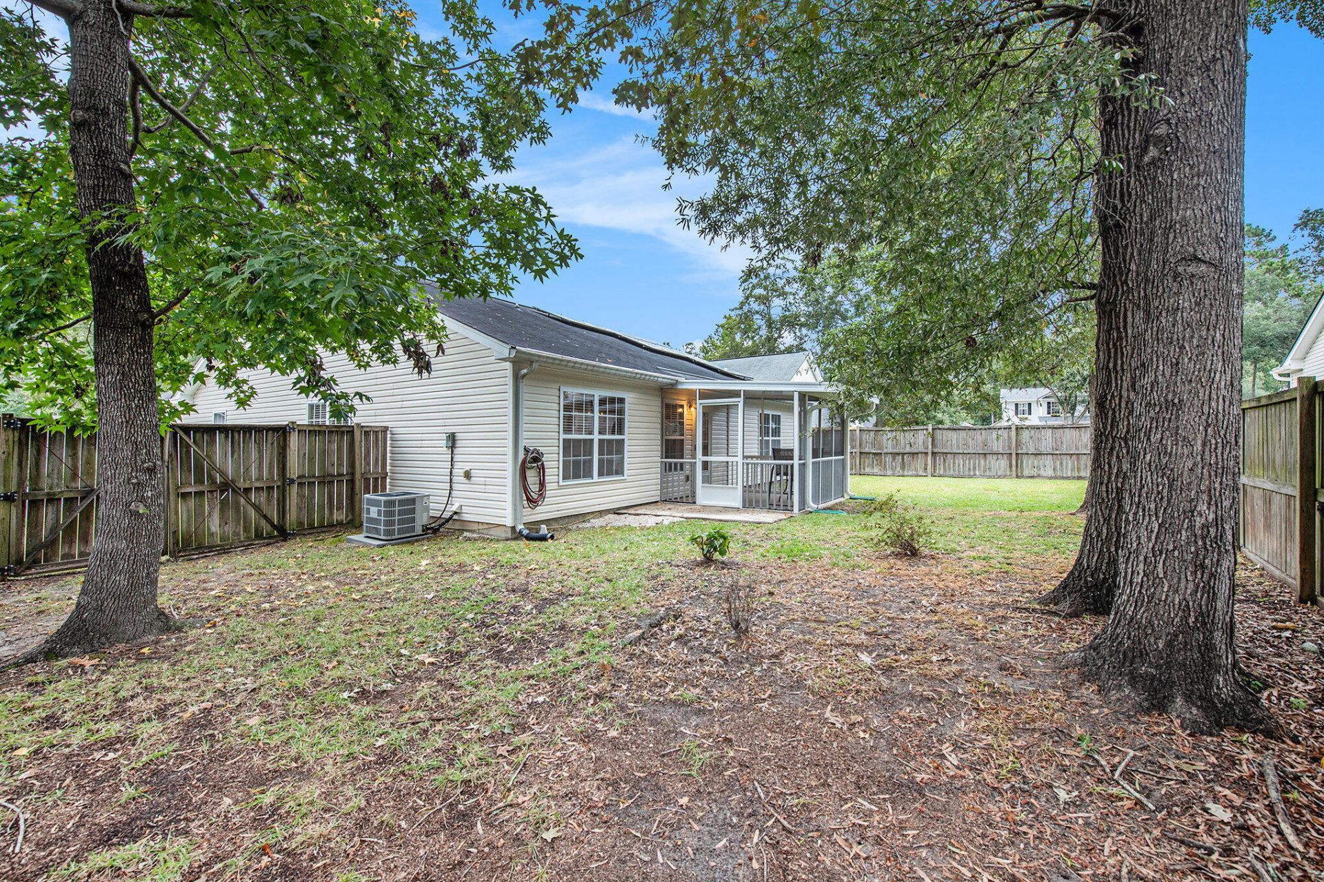 1044 Steelechase Lane Photo 19