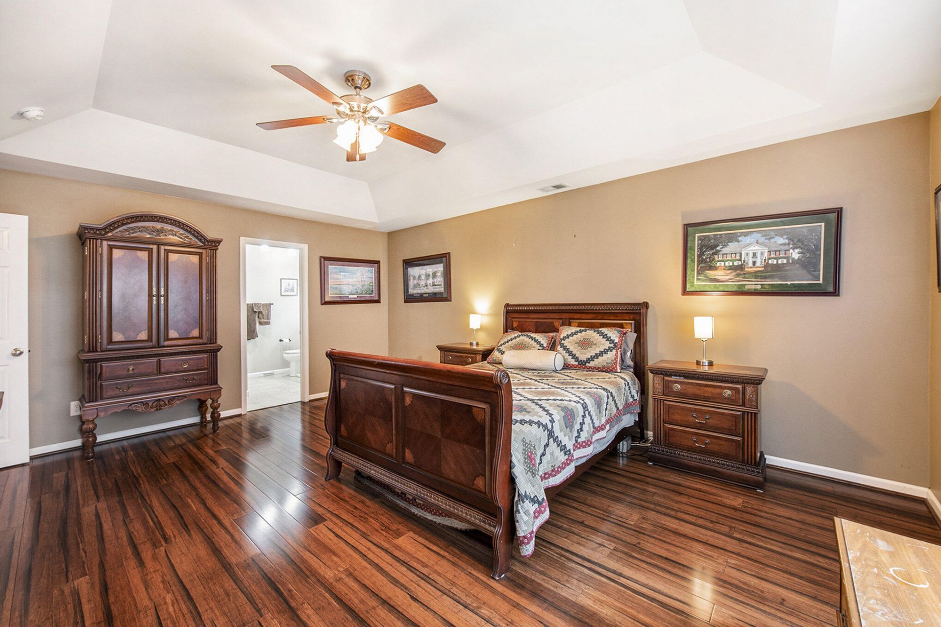 1044 Steelechase Lane Photo 4