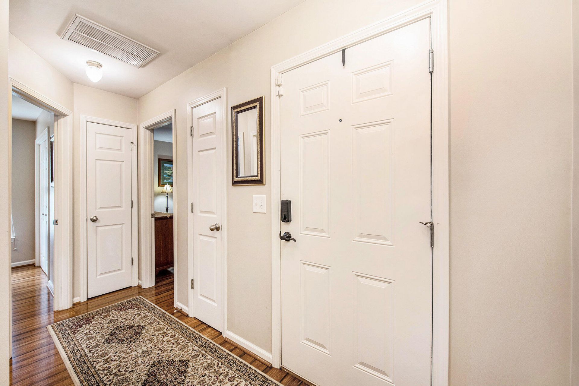 1044 Steelechase Lane Photo 7