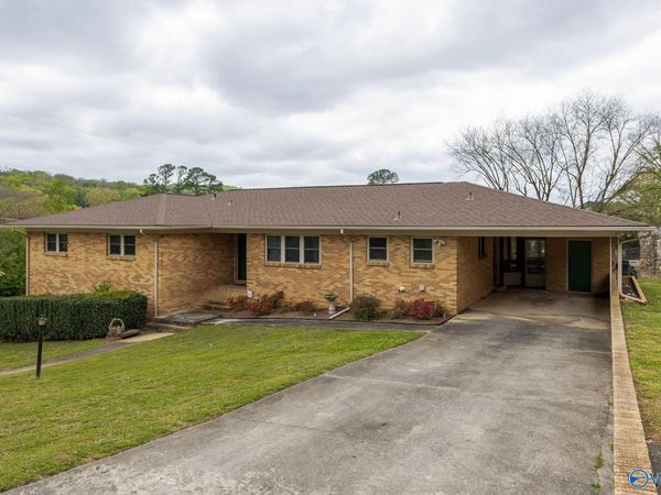 1400 Darnell Street SE, Huntsville, AL 35801