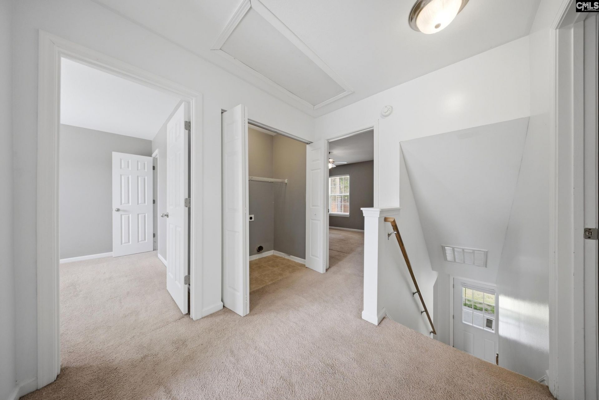 105 Saskatoon Drive  Photo 8