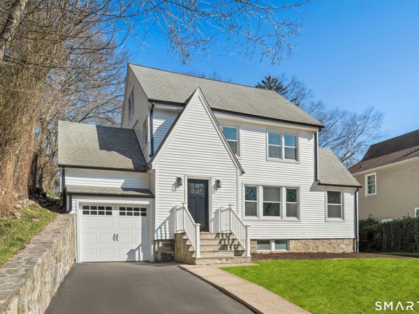 29 Pierce , Stamford, CT 06906