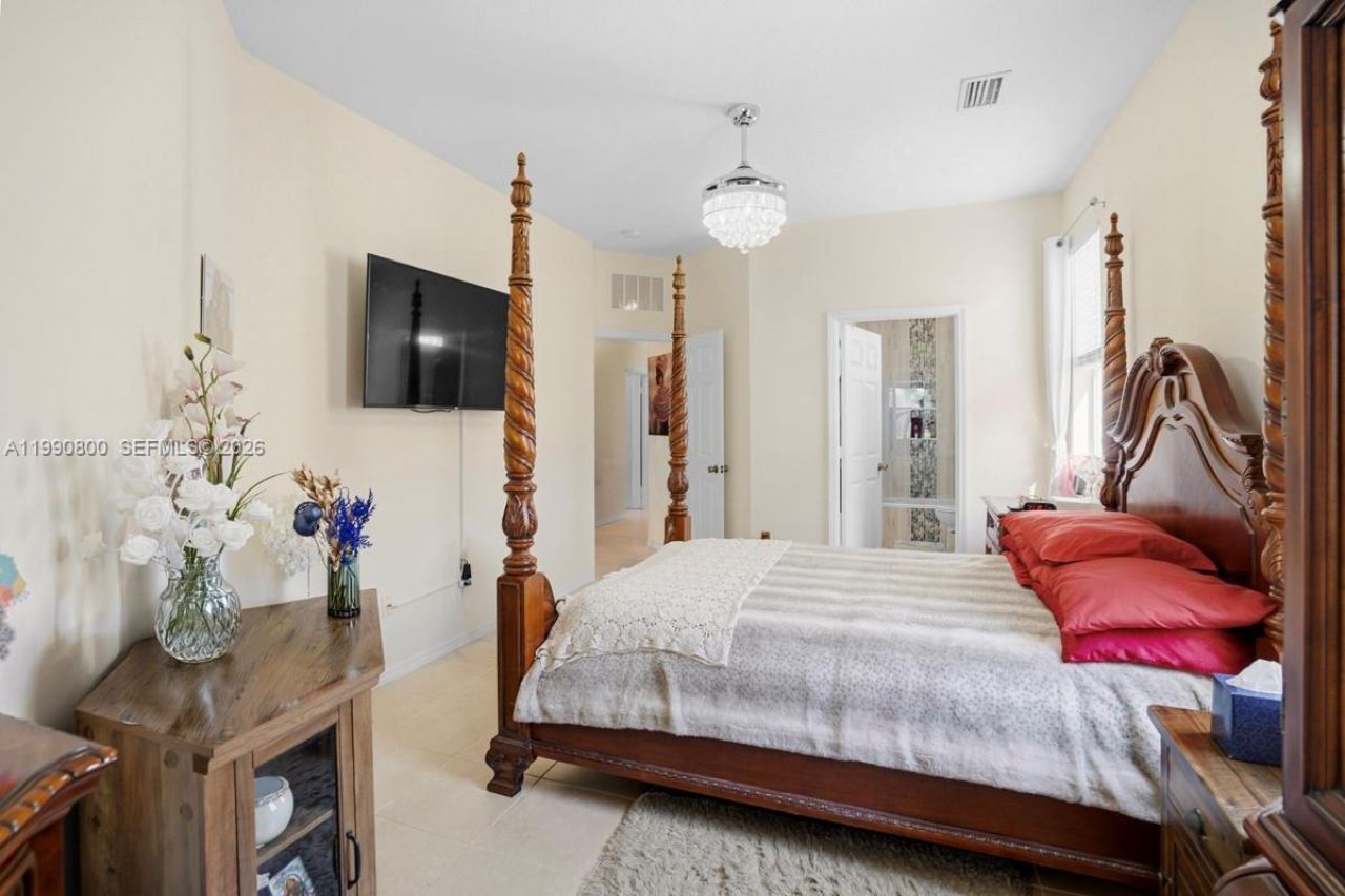 337 SW Maclay Way, Port Saint Lucie, FL 34986 Photo