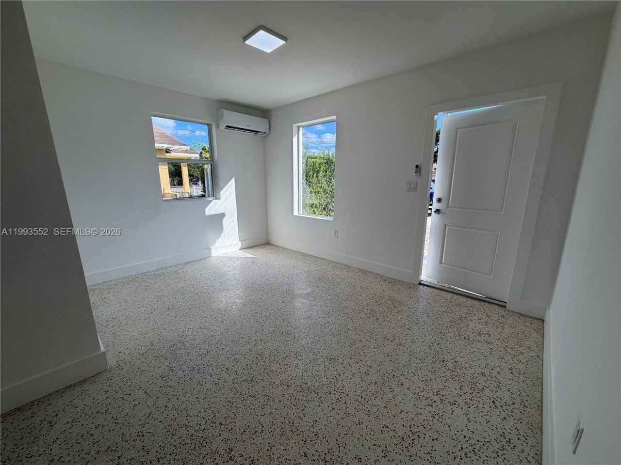 2784 SW 31st Pl, Miami, FL 33133 Photo