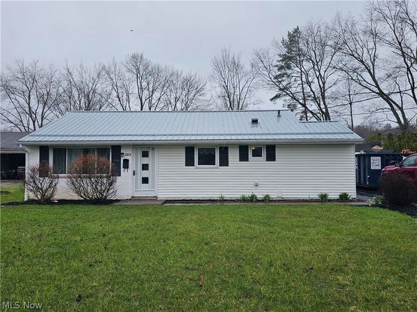 310 Cynthia Drive, Chardon, OH 44024