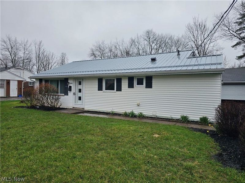 310 Cynthia Drive, Chardon, OH 44024 Photo 6