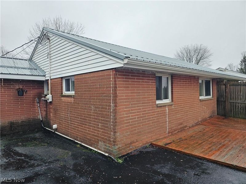 310 Cynthia Drive, Chardon, OH 44024 Photo 9