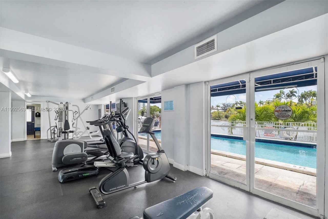 1720 NW N River Dr, Unit 211, Miami, FL 33125 Photo