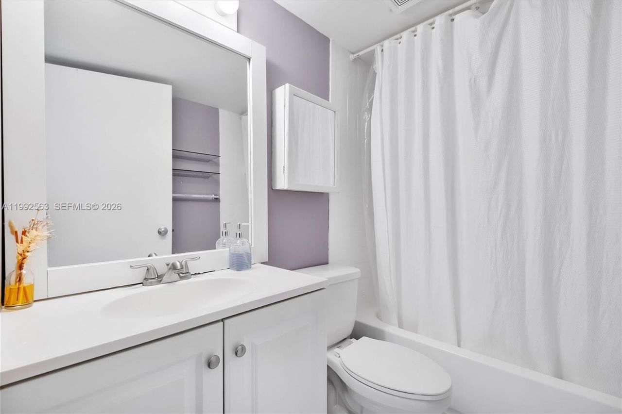 1720 NW N River Dr, Unit 211, Miami, FL 33125 Photo