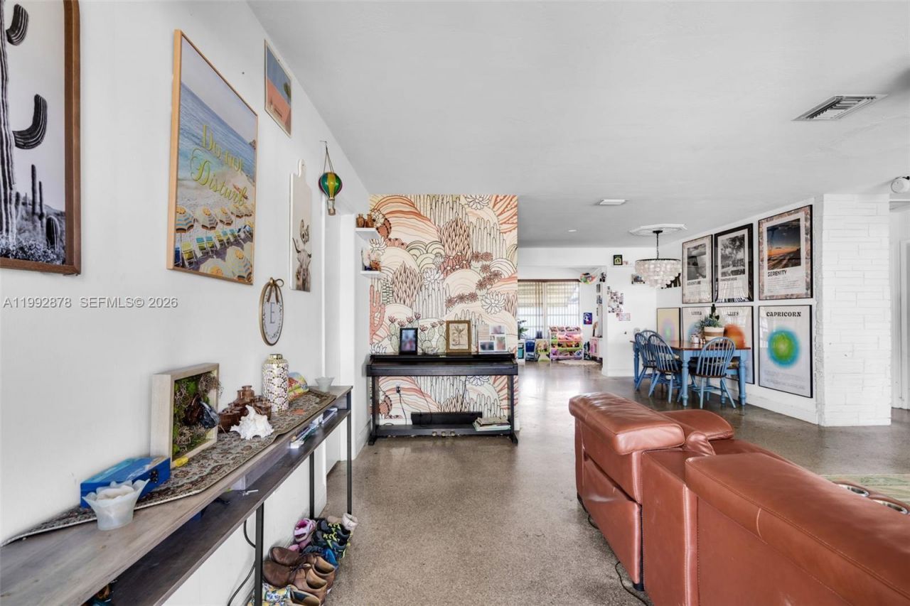 2221 Alcazar Dr , Miramar, FL 33023 Photo