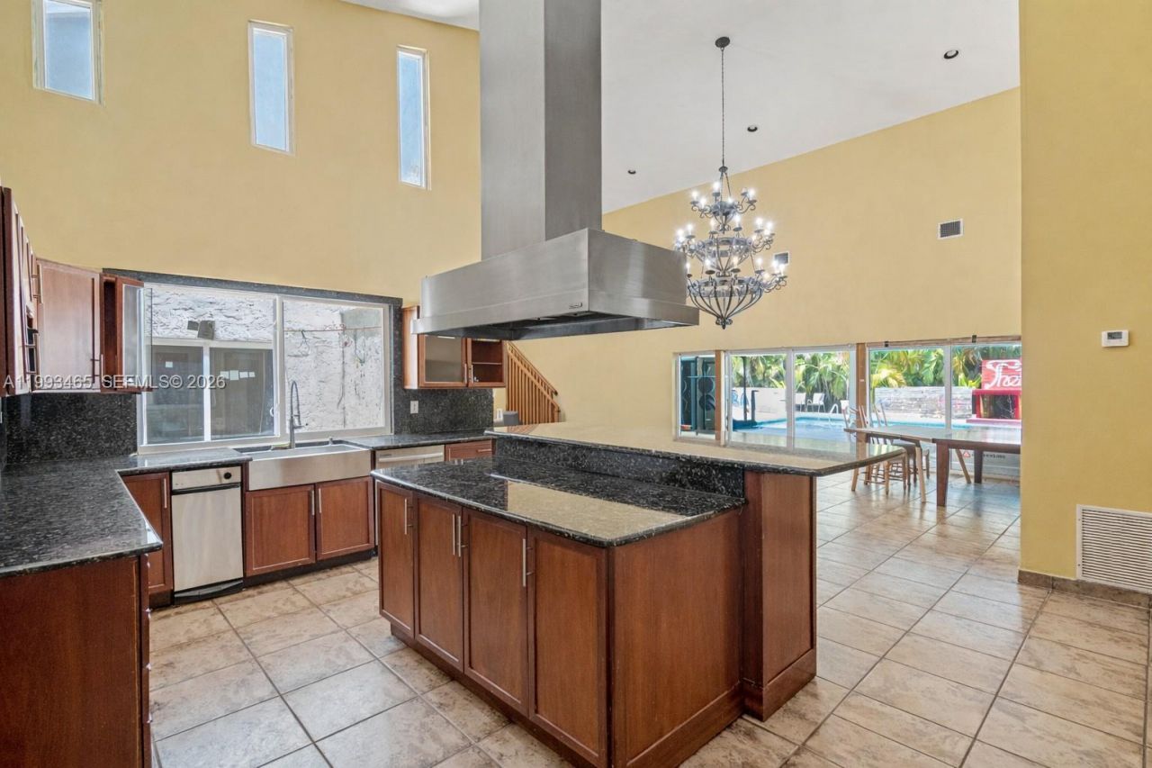 7997 SW 76th Avenue, Miami, FL 33143 Photo