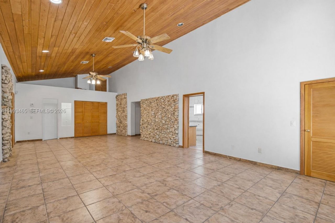 7997 SW 76th Avenue, Miami, FL 33143 Photo