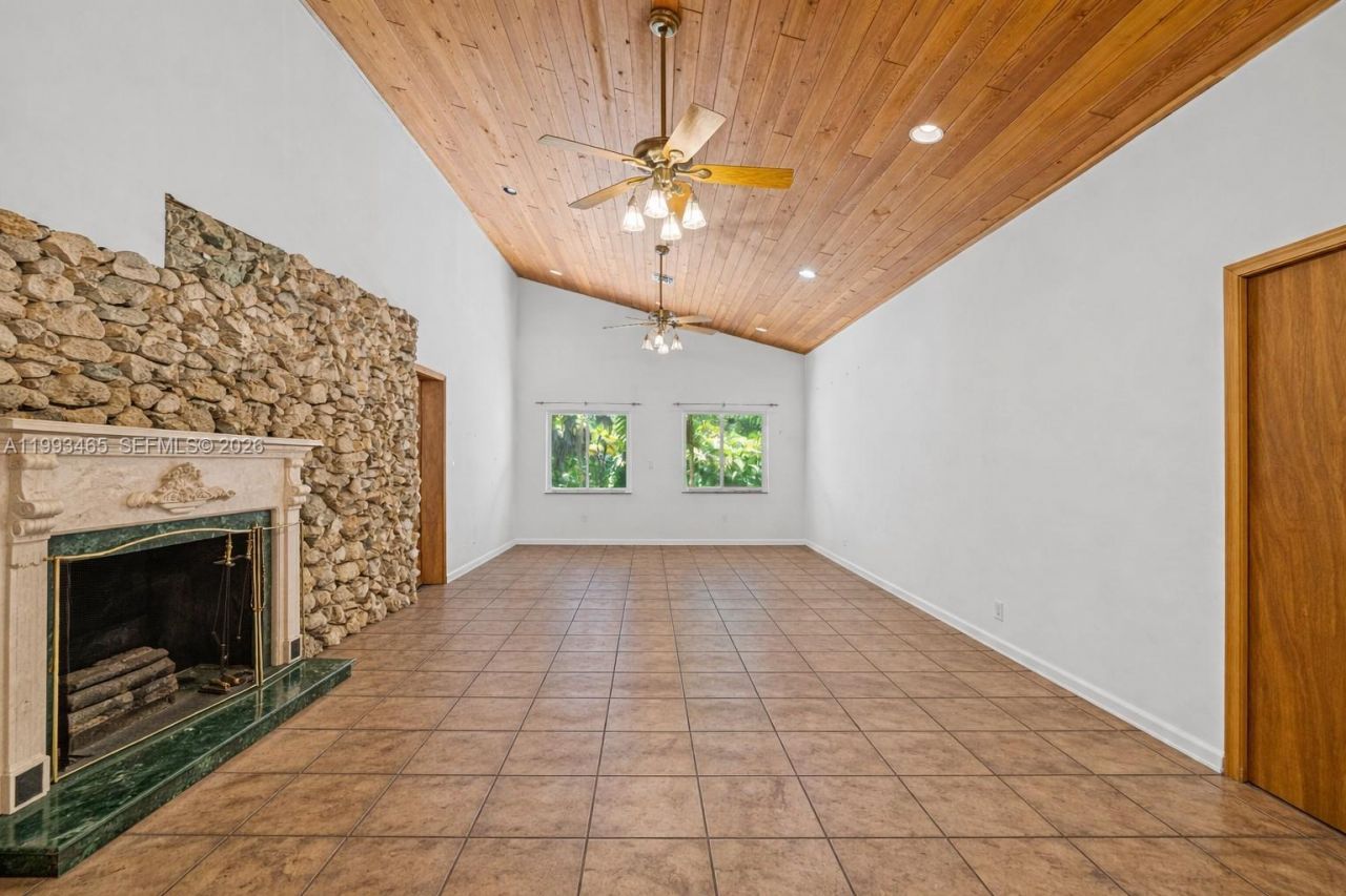 7997 SW 76th Avenue, Miami, FL 33143 Photo
