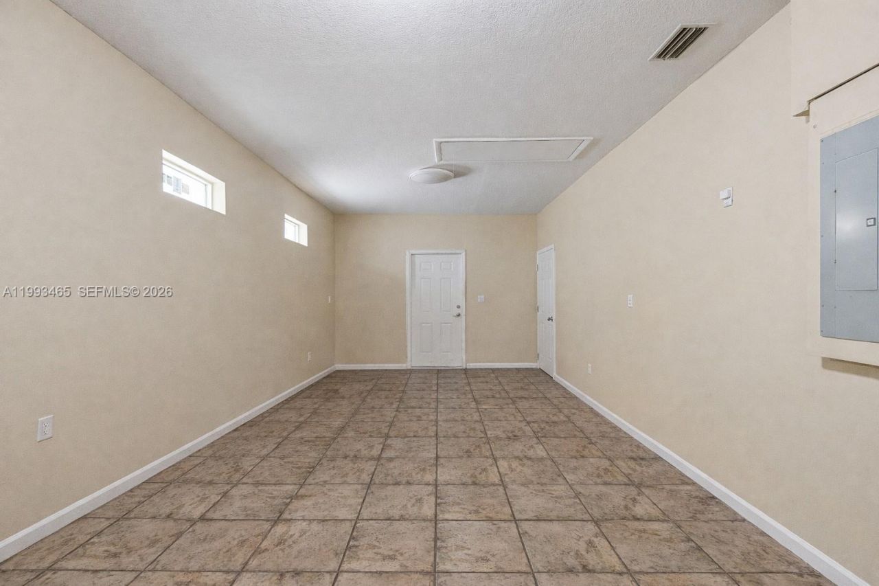 7997 SW 76th Avenue, Miami, FL 33143 Photo