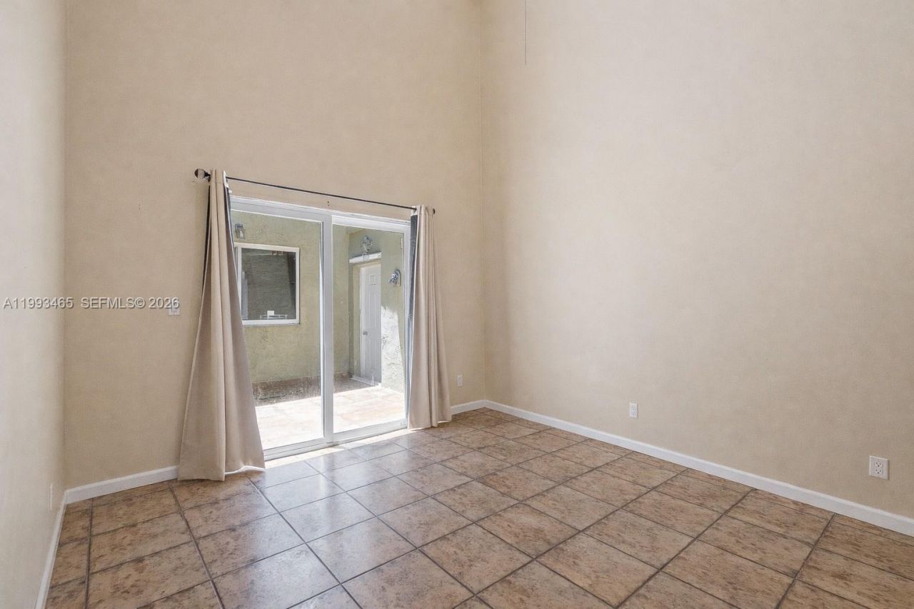7997 SW 76th Avenue, Miami, FL 33143 Photo