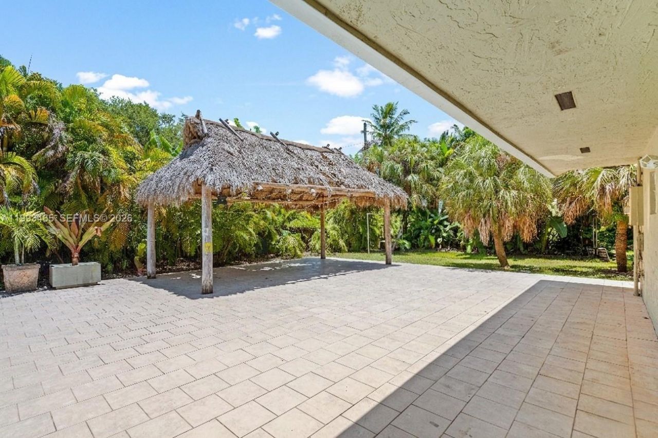 7997 SW 76th Avenue, Miami, FL 33143 Photo