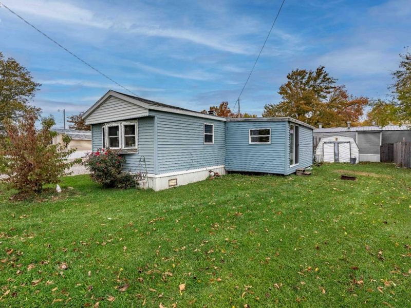 265 S Meachem Road, Unit 3, Port Clinton, OH 43452 Photo 3