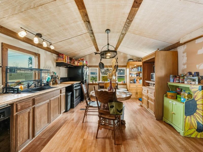 265 S Meachem Road, Unit 3, Port Clinton, OH 43452 Photo 6