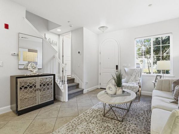 580 De Guigne Drive, Sunnyvale, CA 94085