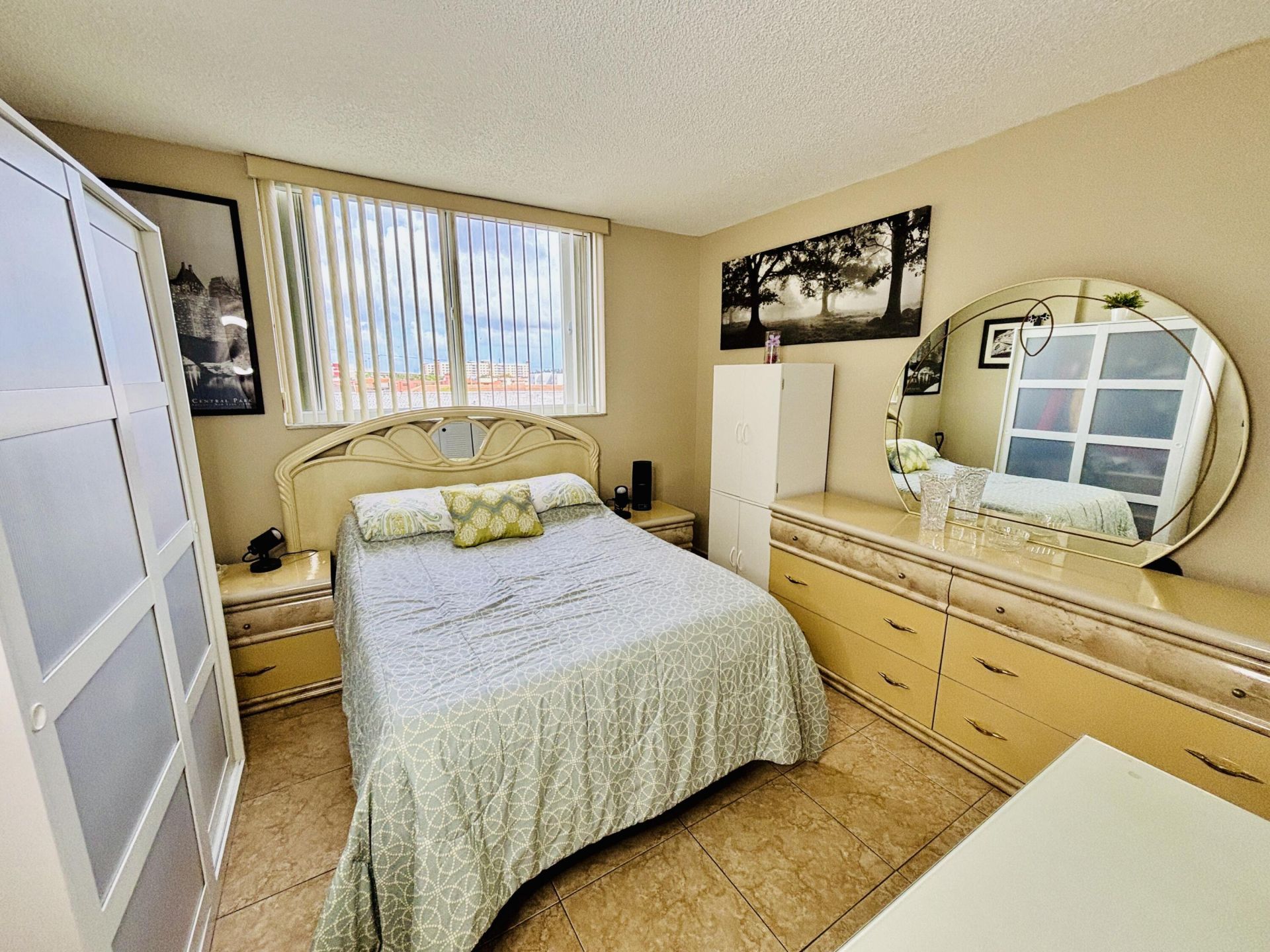 8201 NW 8th Street, Unit 1-509, Miami, FL 33126 Photo