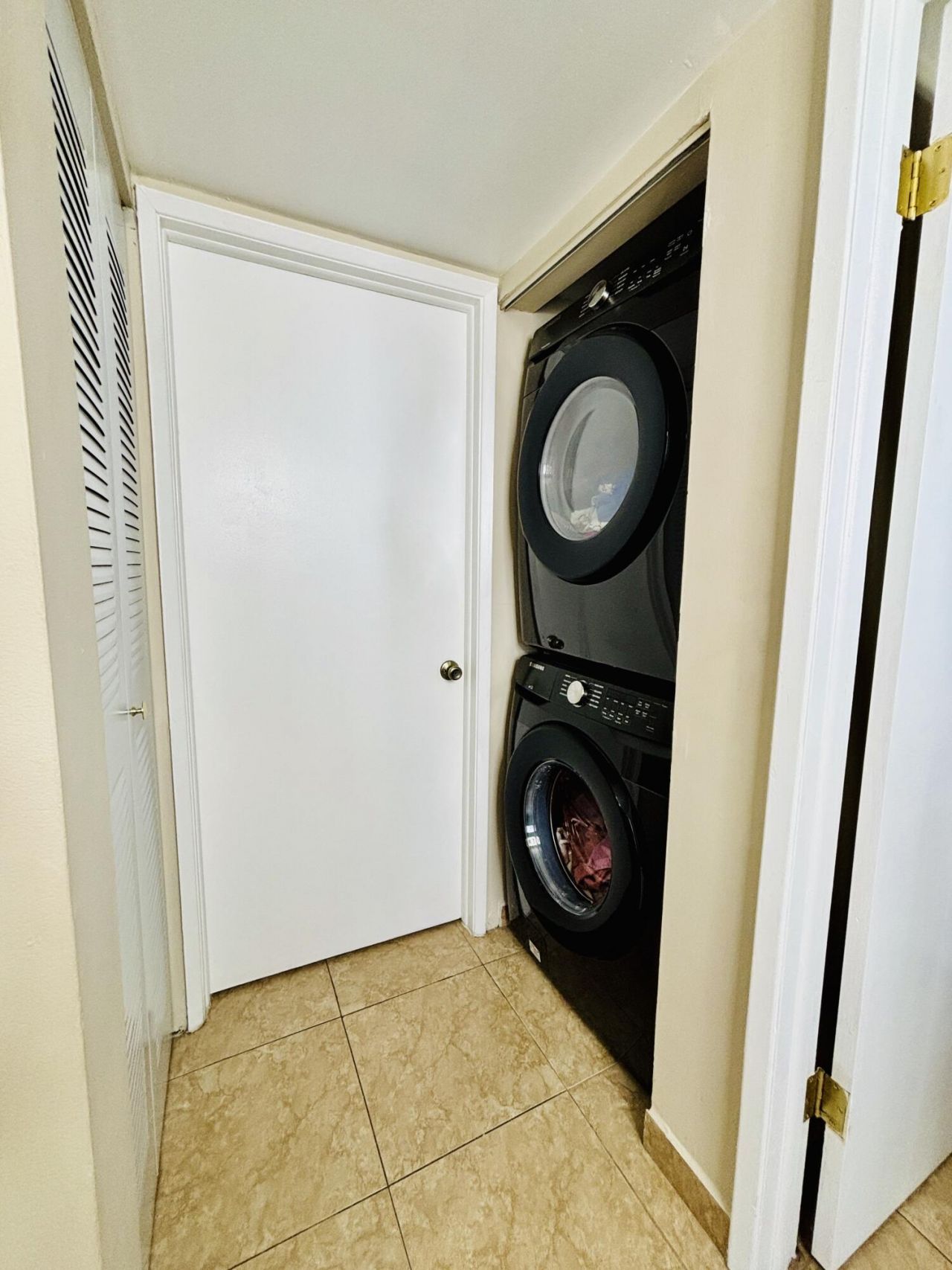 8201 NW 8th Street, Unit 1-509, Miami, FL 33126 Photo