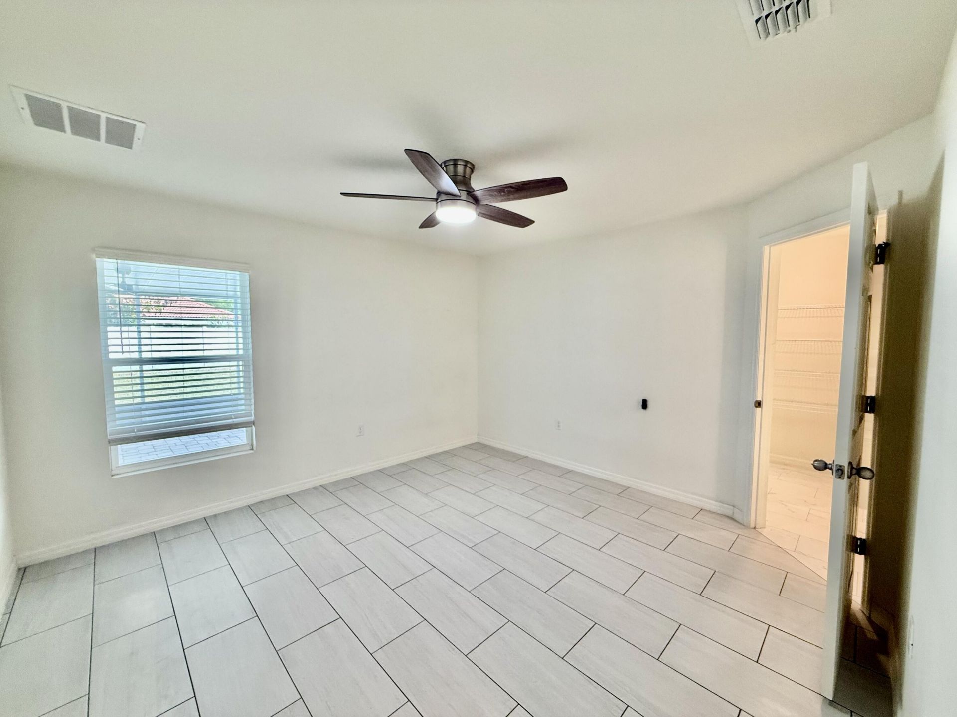 949 SW Fisherman Avenue, Port Saint Lucie, FL 34953 Photo