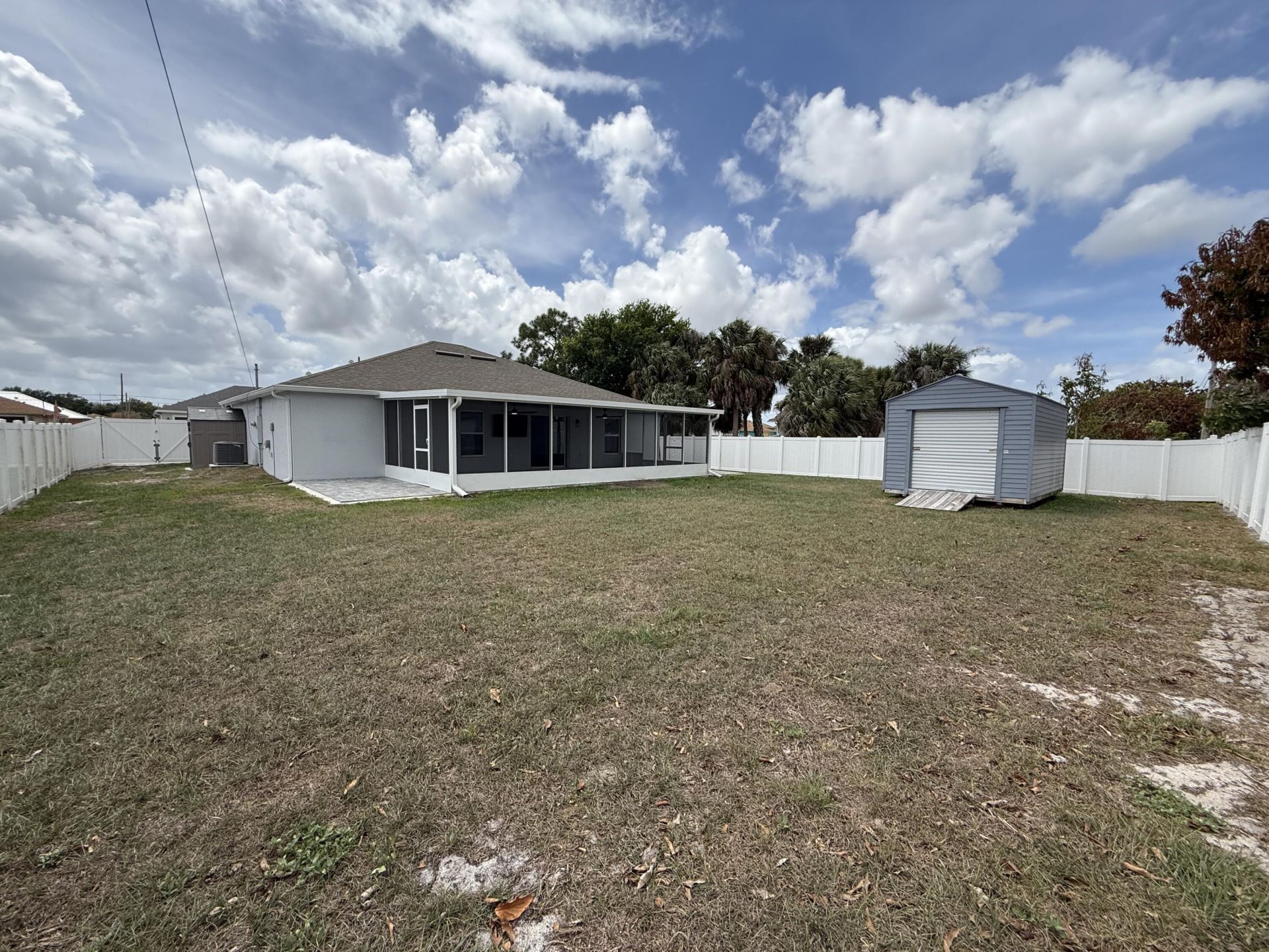 949 SW Fisherman Avenue, Port Saint Lucie, FL 34953 Photo