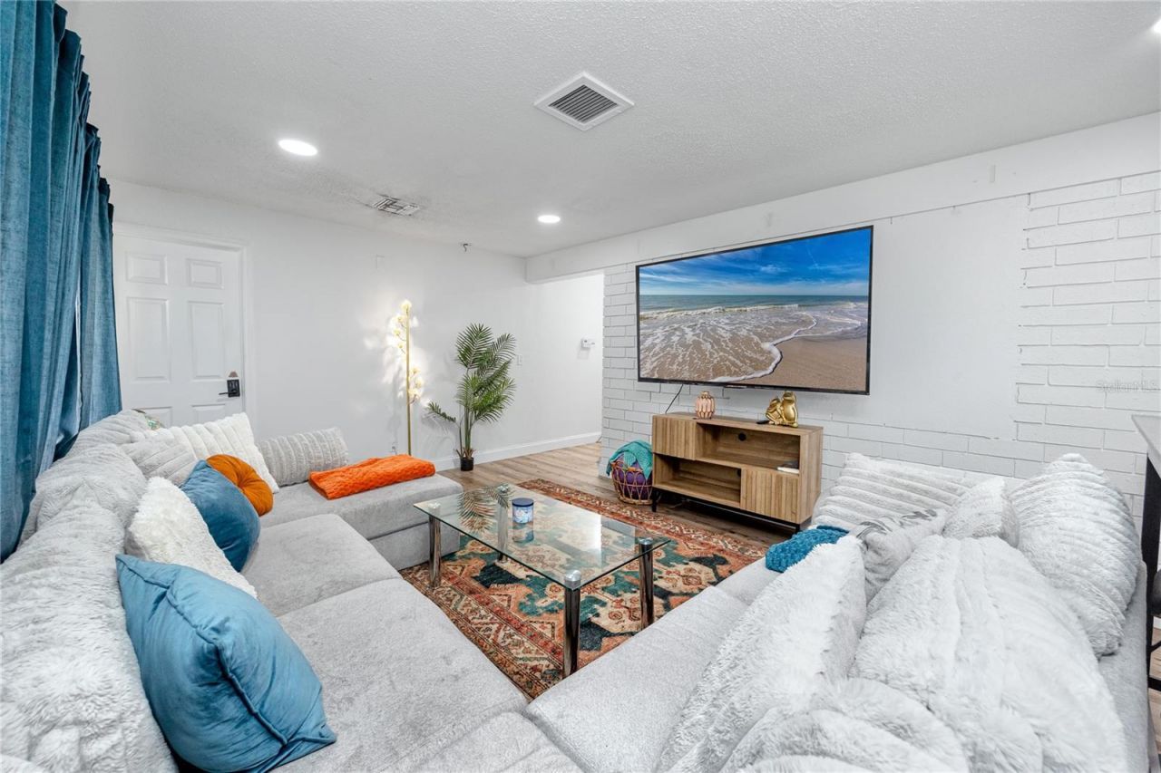 3527 1st Avenue S, Saint Petersburg, FL 33711 Photo