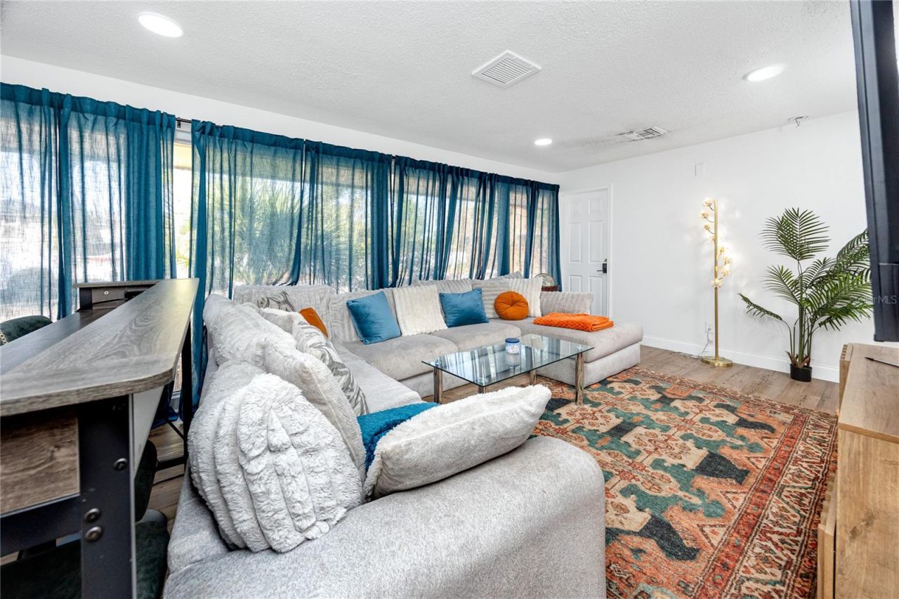 3527 1st Avenue S, Saint Petersburg, FL 33711 Photo