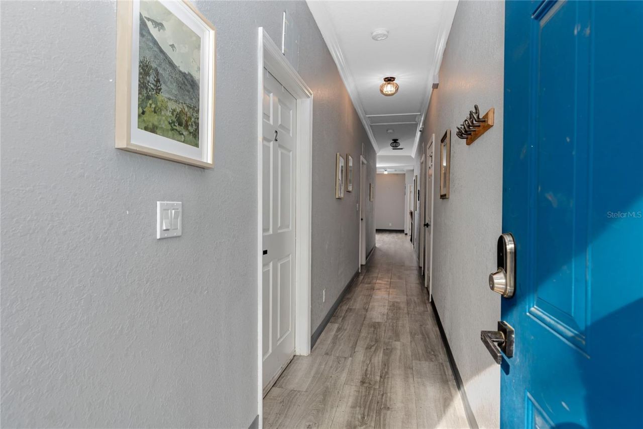 1835 16th Street S, Saint Petersburg, FL 33705 Photo