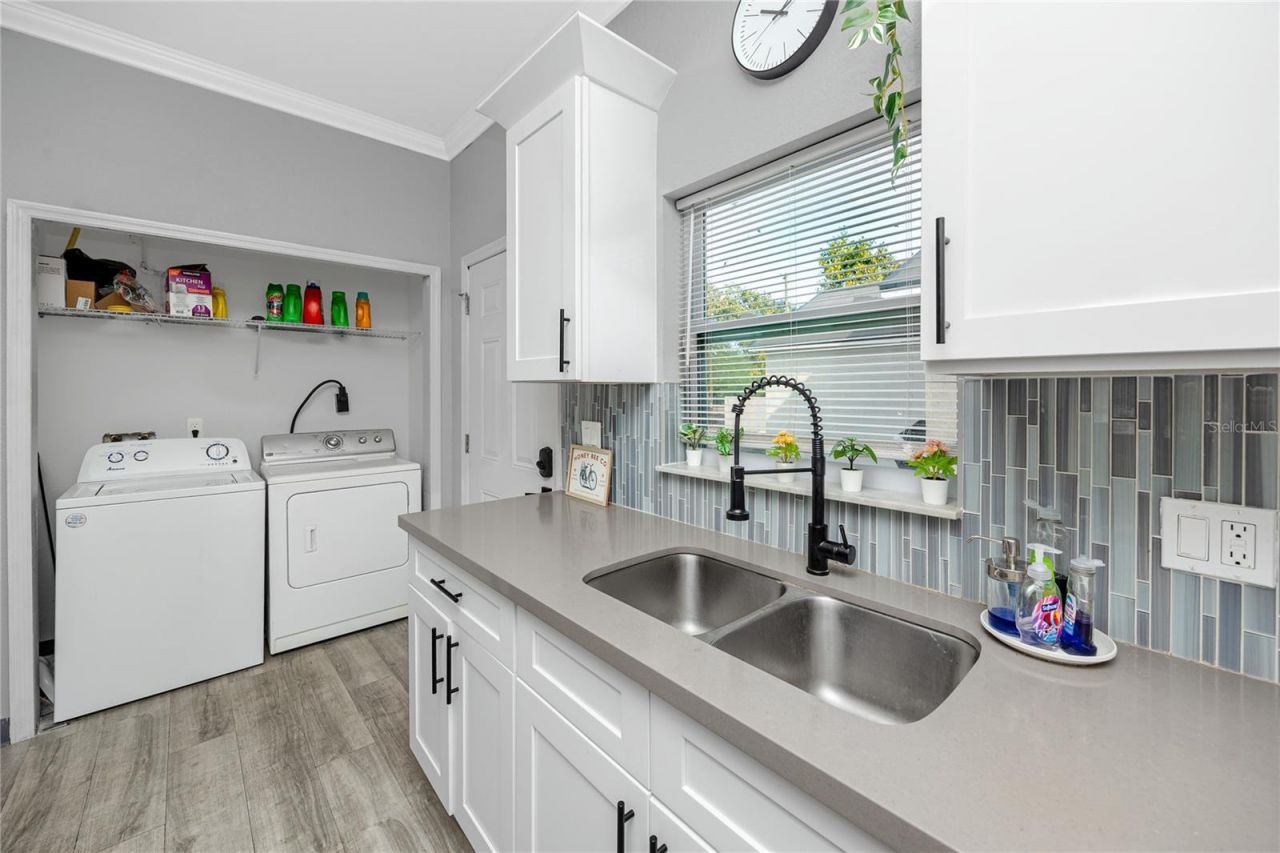 1835 16th Street S, Saint Petersburg, FL 33705 Photo