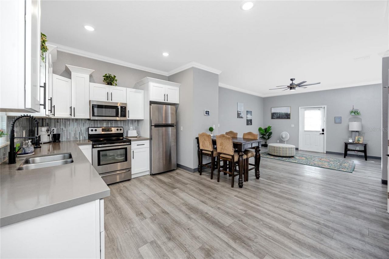 1835 16th Street S, Saint Petersburg, FL 33705 Photo