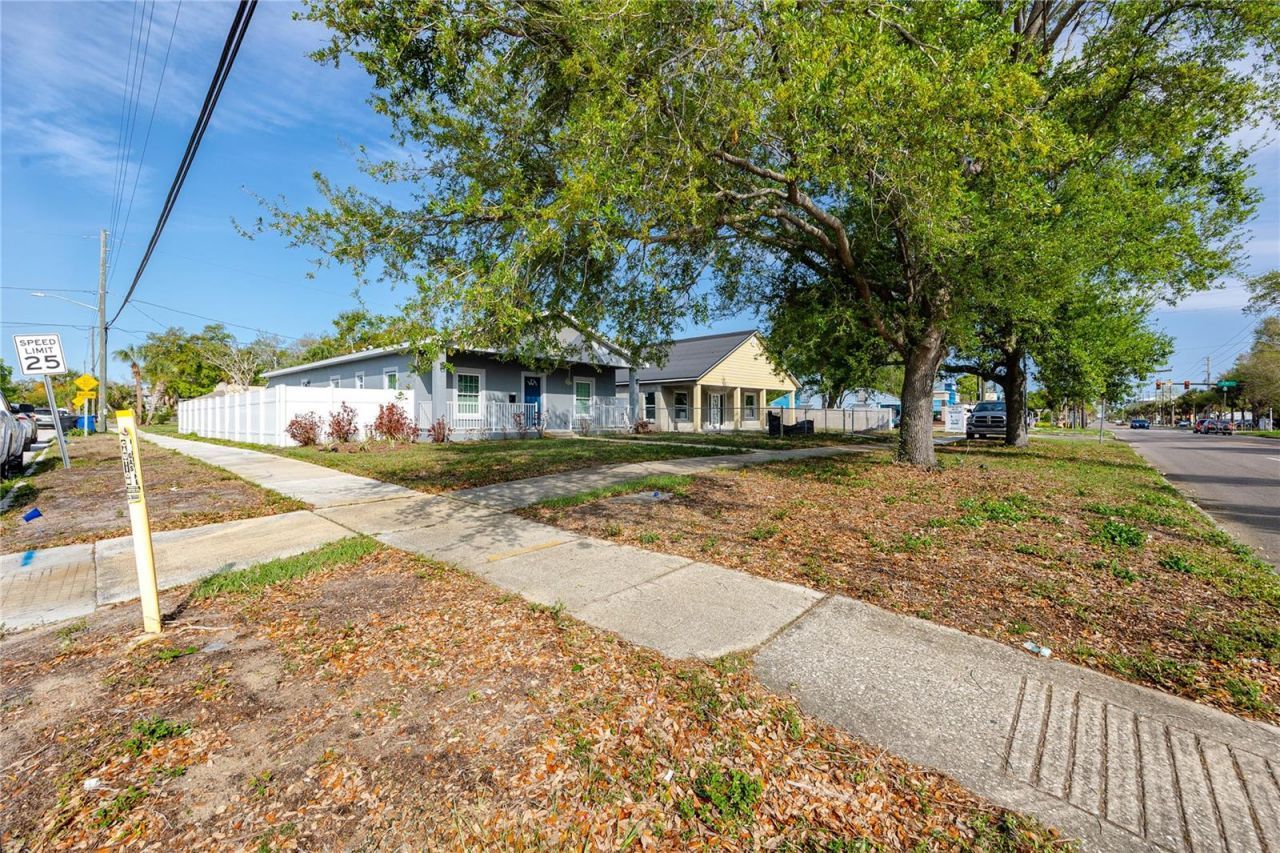1835 16th Street S, Saint Petersburg, FL 33705 Photo