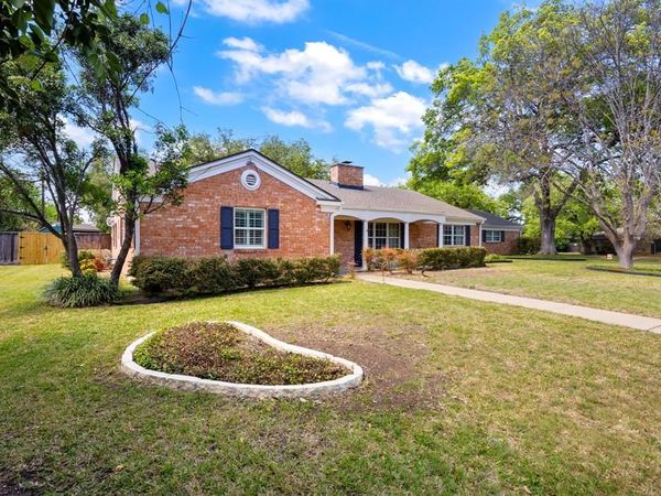 2010 N Beal Street , Belton, TX 76513